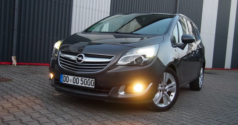 Opel Meriva cena 26300 przebieg: 220000, rok produkcji 2015 z Oleszyce małe 301